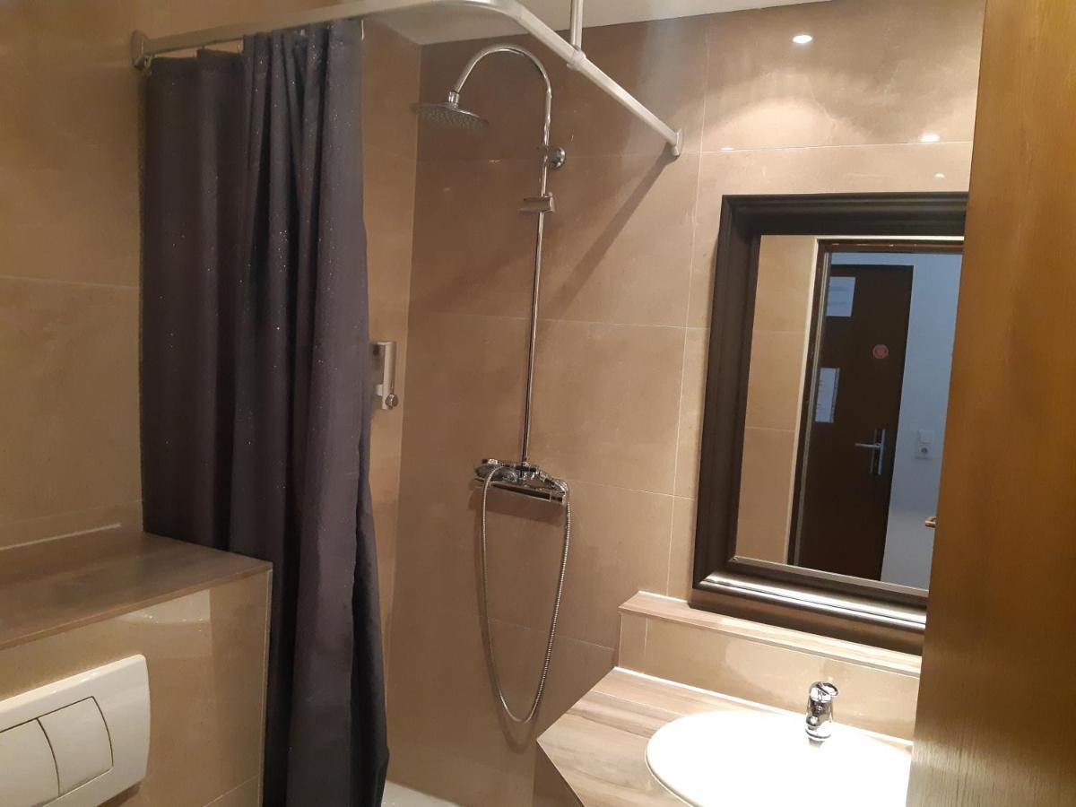 Hotel Lorien Cologne Extérieur photo